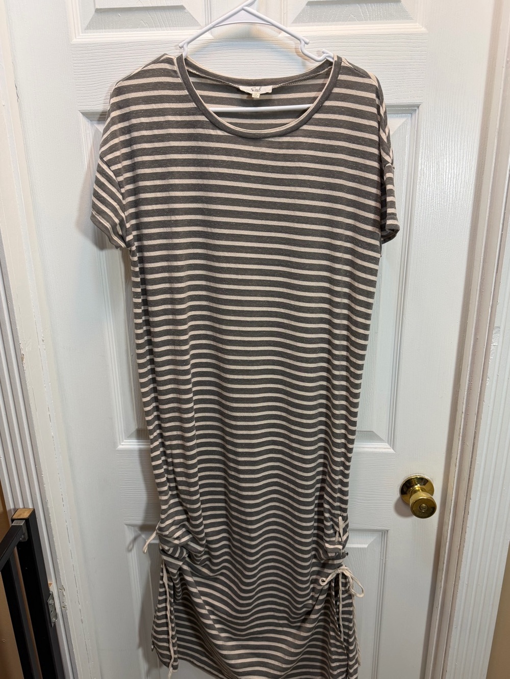 easel Gray and Cream Striped Short-Sleeve Midi Dress